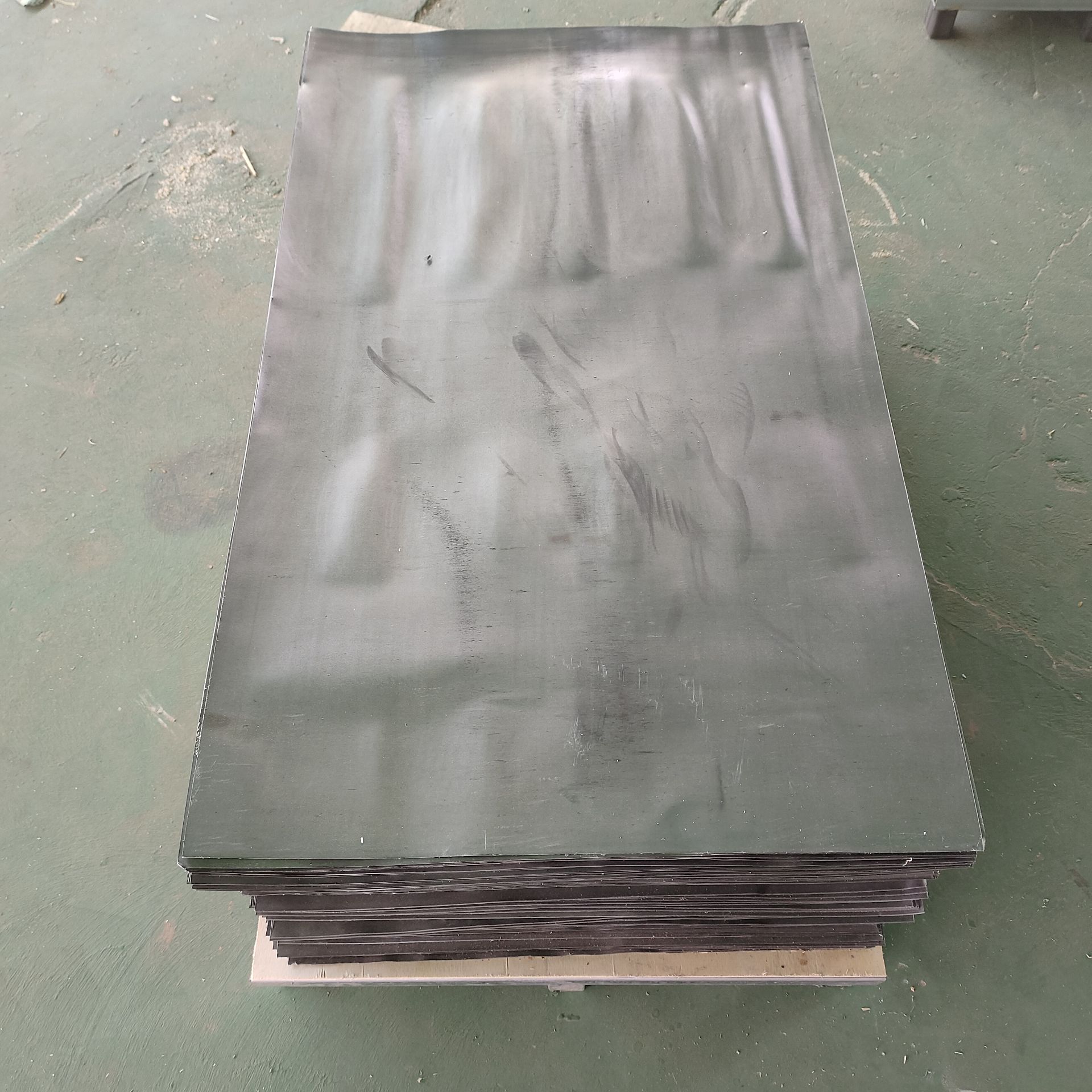 成都如何选择合适的铅板厚度？